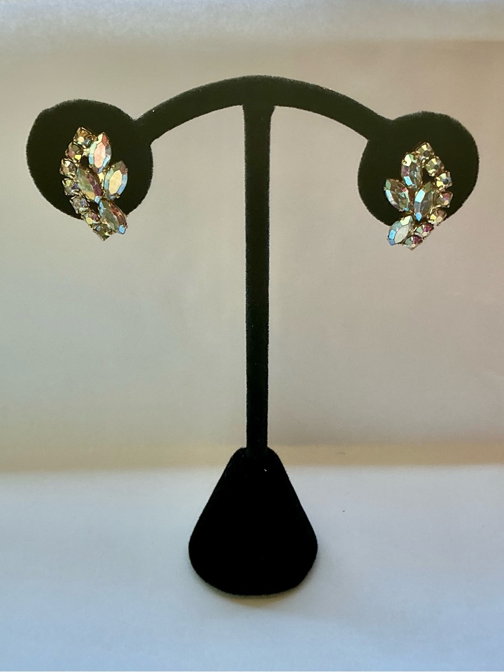 Vintage Aurora Borealis Gold-Tone Glam Cluster Clip-On Earrings
